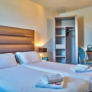 *** Hotel Adonis Bayonne Frankrijk