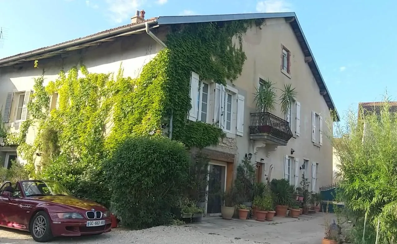 A La Grenouille Bed & Breakfast Bellignat